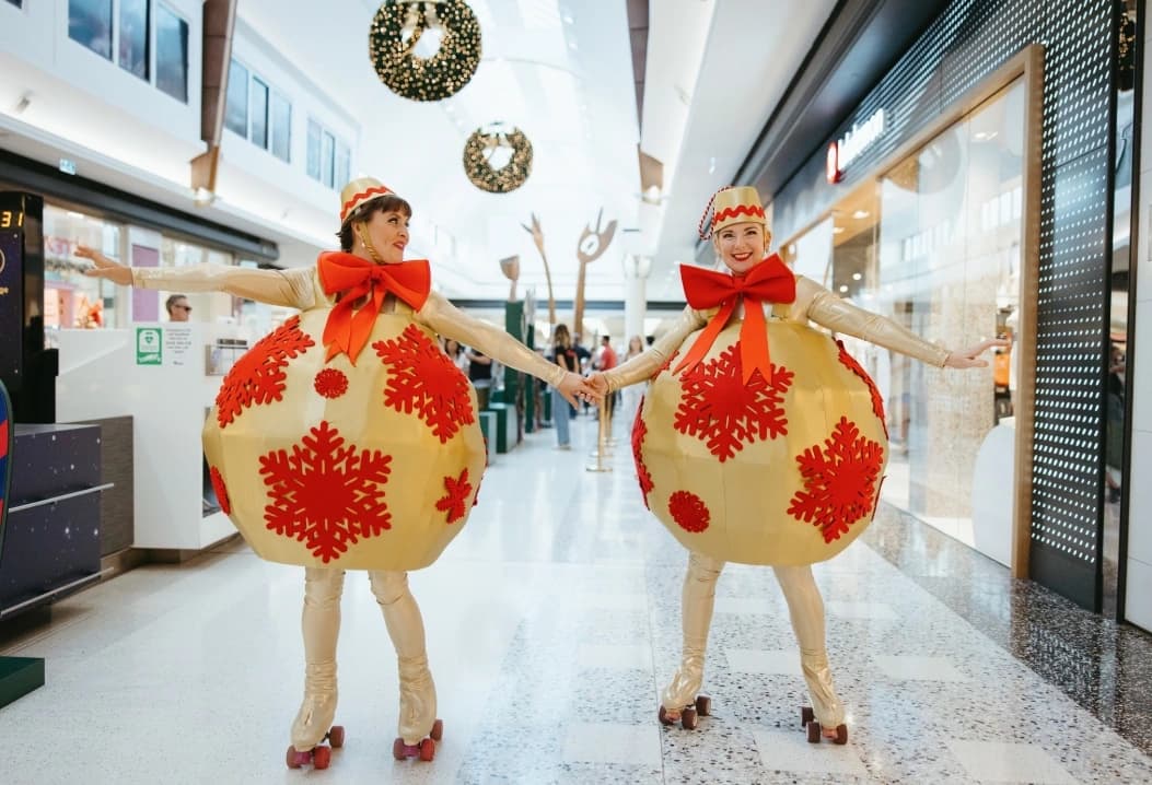 Fliptease: Christmas Acts