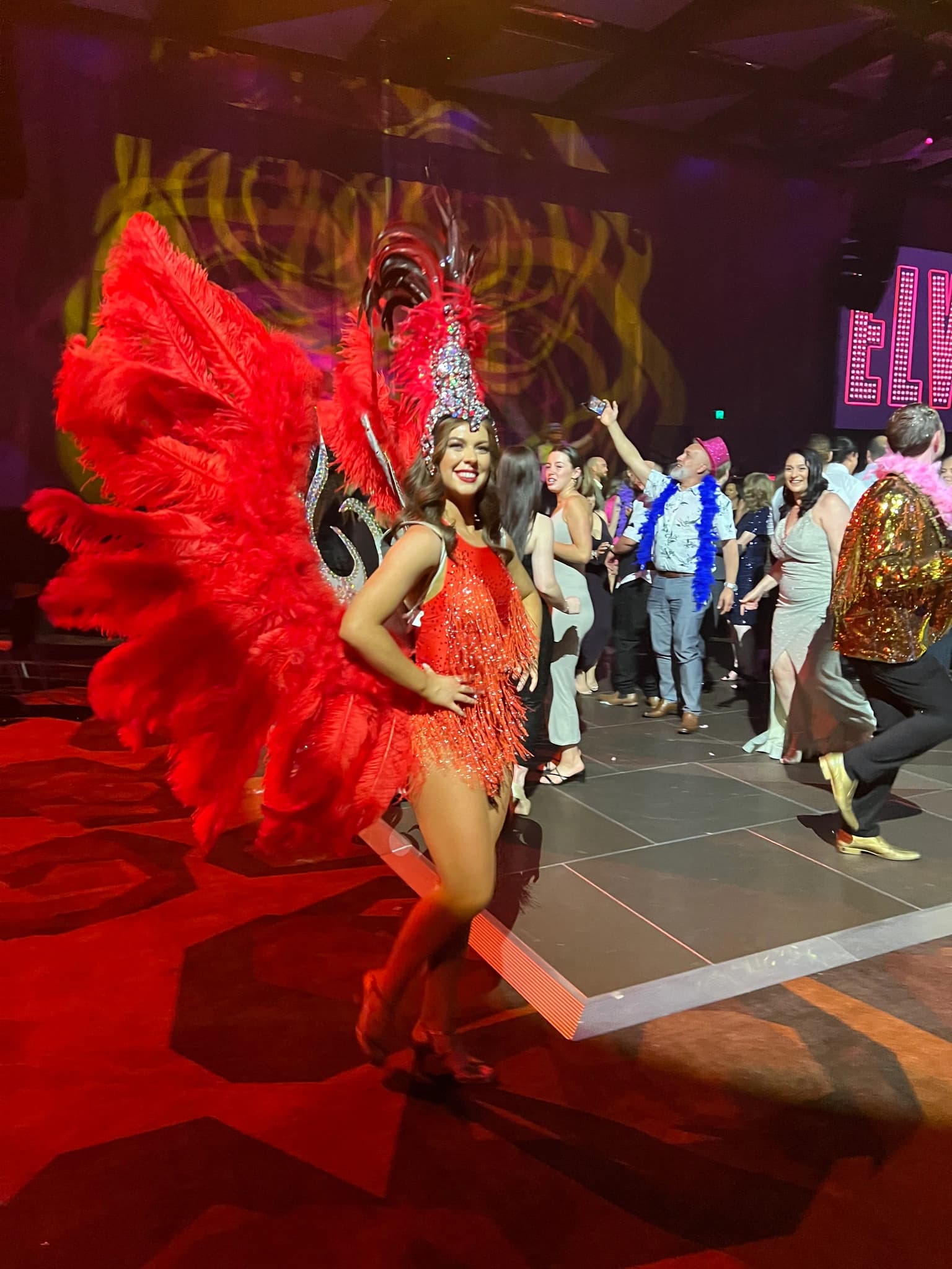 FXE Elvis Motion Picture Tribute Show